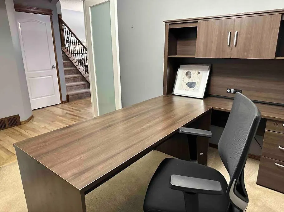 Spacious, 2-Story Family-Friendly Home YYC